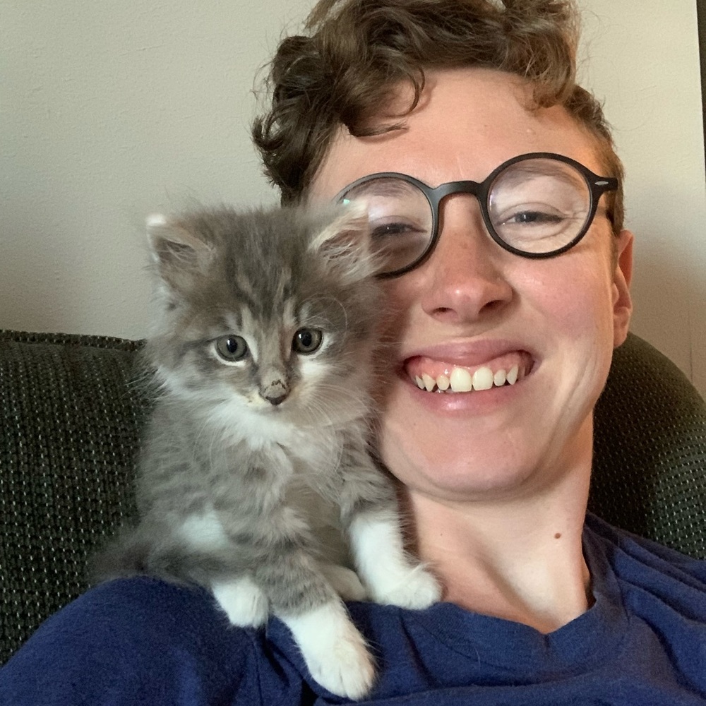 Meet your Posher, Kimberly